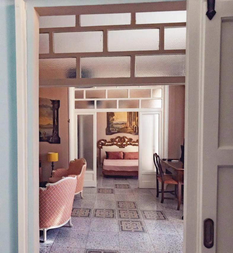 Luxury Suite Vitruvio 55 Formia Luaran gambar